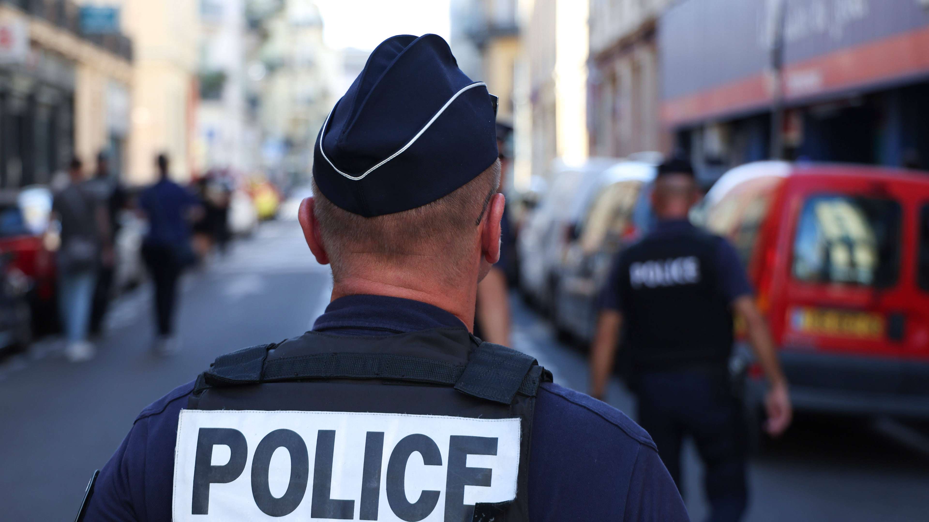 Controle de Police, lutte contre la delinquance, operation coordonnee de securite dans le centre-ville de Nice FRANCE 